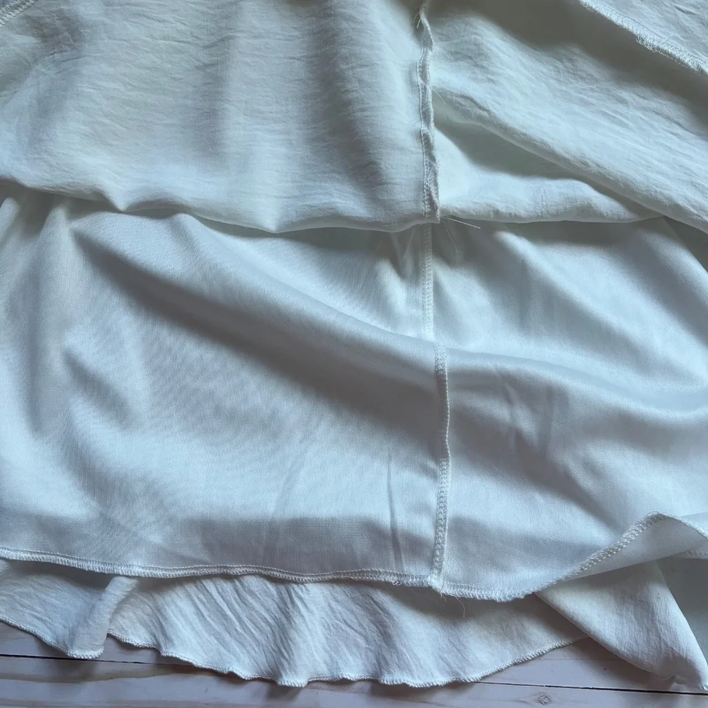 Lucy in the Sky Off White Ruffle Mini Dress w/ Back Ties | Women’s Size Large - Picture 12 of 12